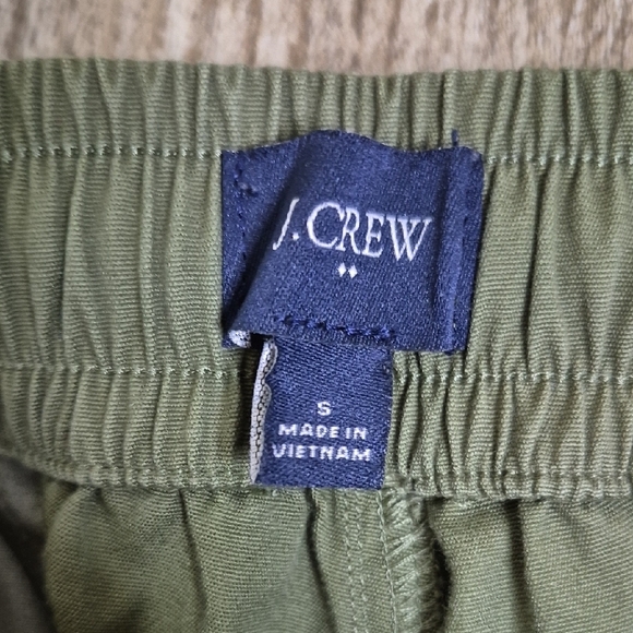 J. Crew Green Sweatpants with Elastic Waistband and Tapered Ankles - Picture 3 of 8